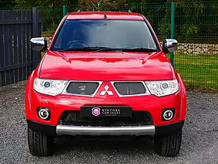 Used 2013 Mitsubishi L200 Barbarian Lb Dcb Red - Interior and Exterior details 3