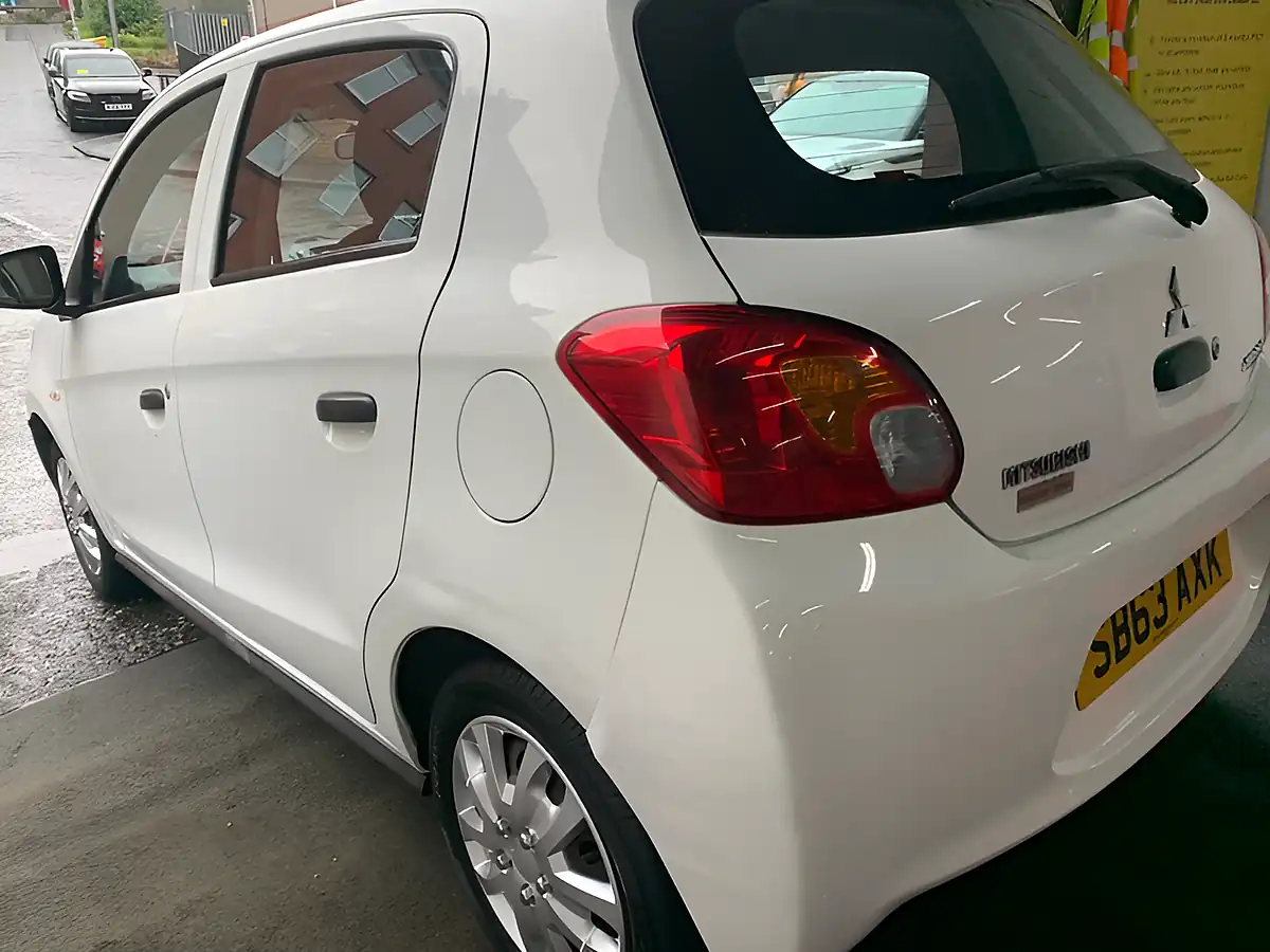 Used 2013 Mitsubishi Mirage 1 White - Interior and Exterior details 16