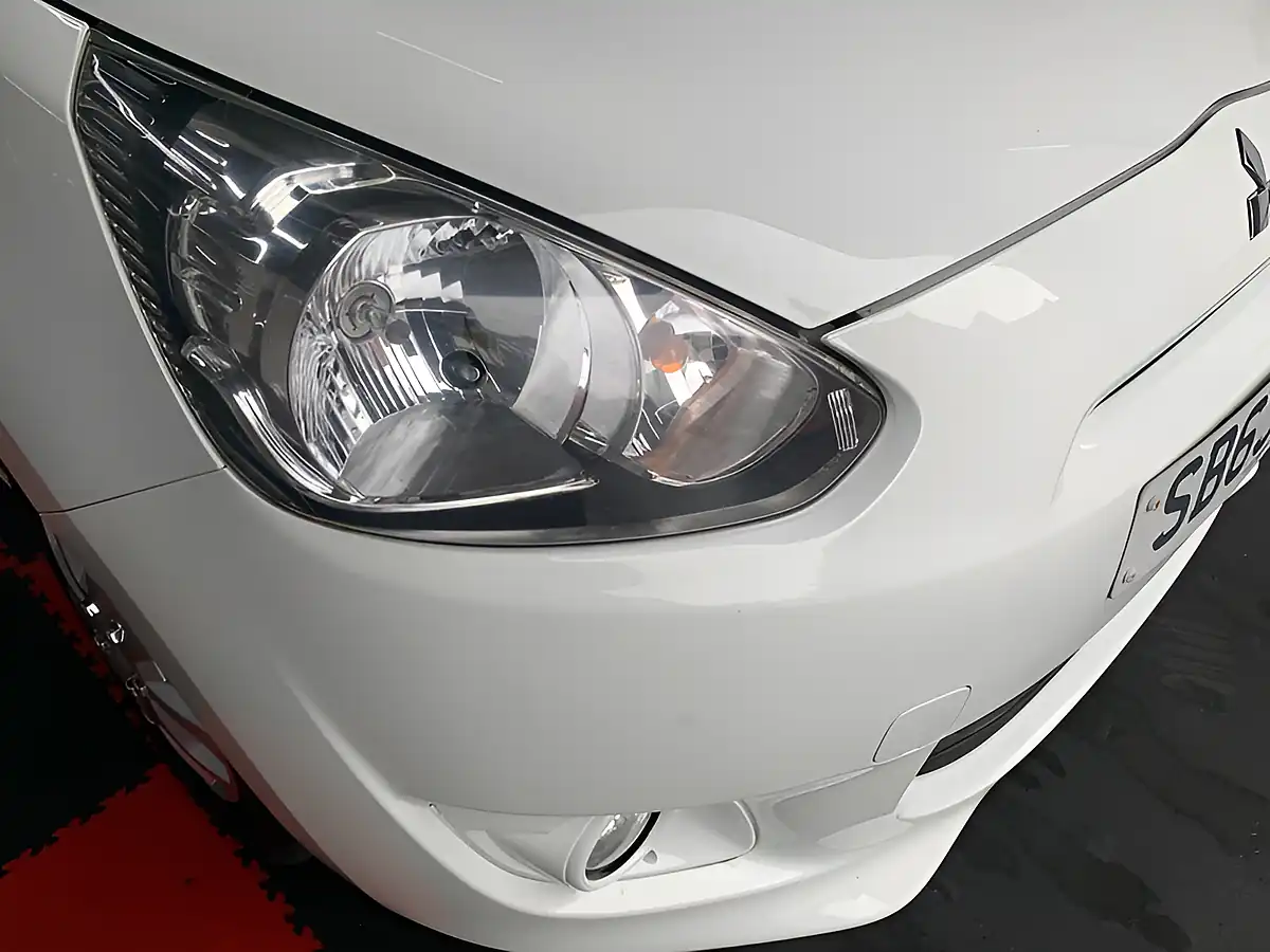 Used 2013 Mitsubishi Mirage 1 White - Interior and Exterior details 8