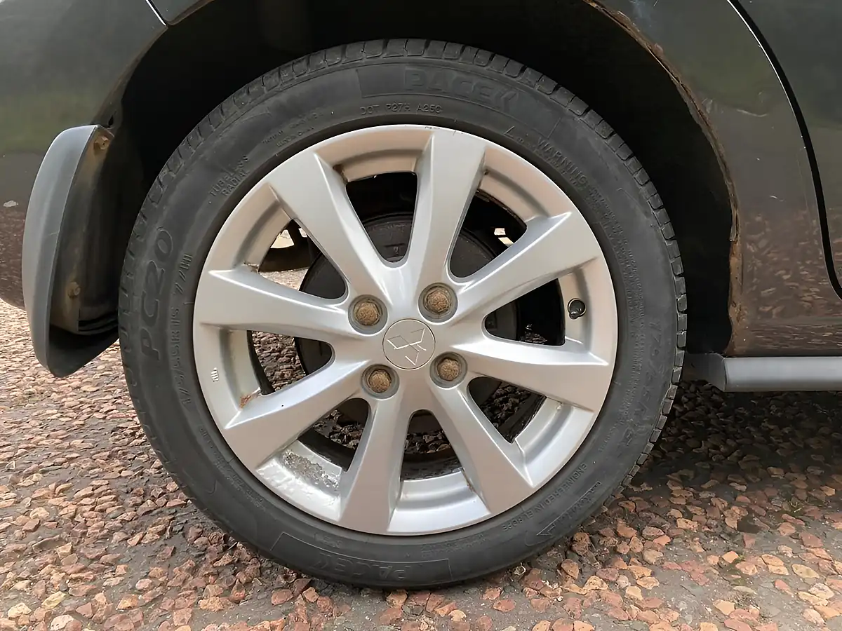 Used 2013 Mitsubishi Mirage 3 Grey - Interior and Exterior details 10