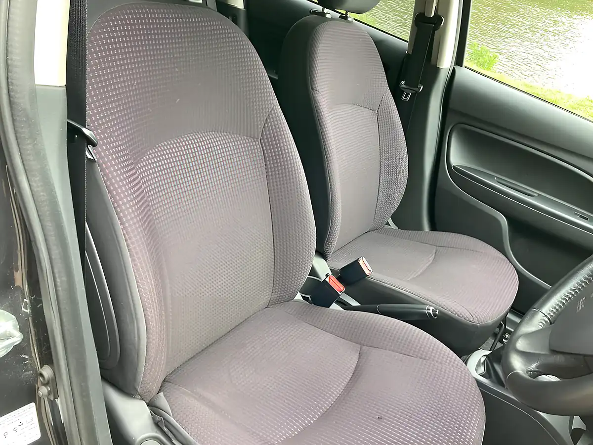 Used 2013 Mitsubishi Mirage 3 Grey - Interior and Exterior details 14