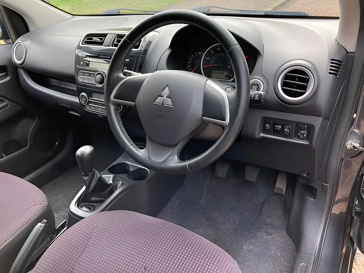 Used 2013 Mitsubishi Mirage 3 Grey - Interior and Exterior details 16