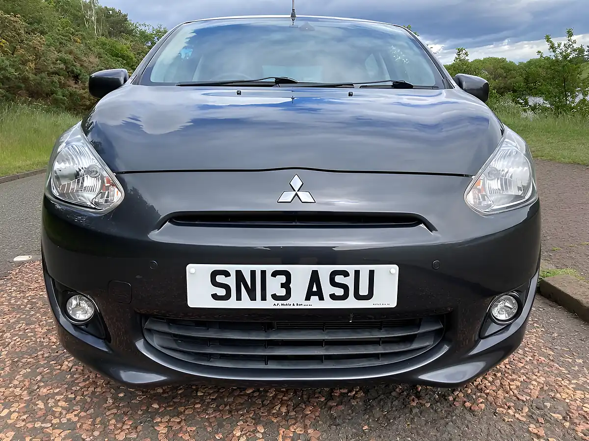Used 2013 Mitsubishi Mirage 3 Grey - Interior and Exterior details 8