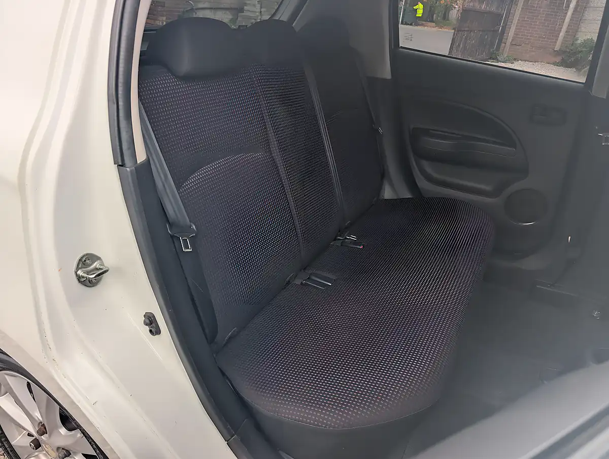 Used 2013 Mitsubishi Mirage 3 - Interior and Exterior details 17