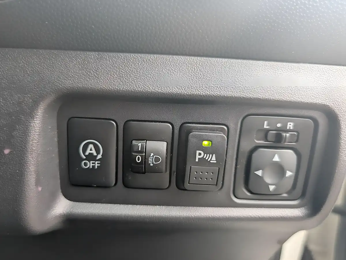 Used 2013 Mitsubishi Mirage 3 - Interior and Exterior details 20