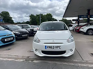 Used 2013 Mitsubishi Mirage 3 White - Interior and Exterior details 7
