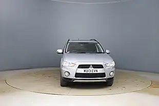 Used 2013 Mitsubishi Outlander GX4 Silver - Interior and Exterior details 8