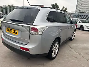Used 2013 Mitsubishi Outlander GX4 Silver - Interior and Exterior details 5