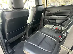 Used 2013 Mitsubishi Outlander GX4 Silver - Interior and Exterior details 19