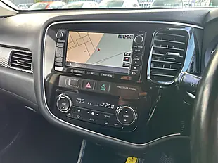 Used 2013 Mitsubishi Outlander GX4 Silver - Interior and Exterior details 8
