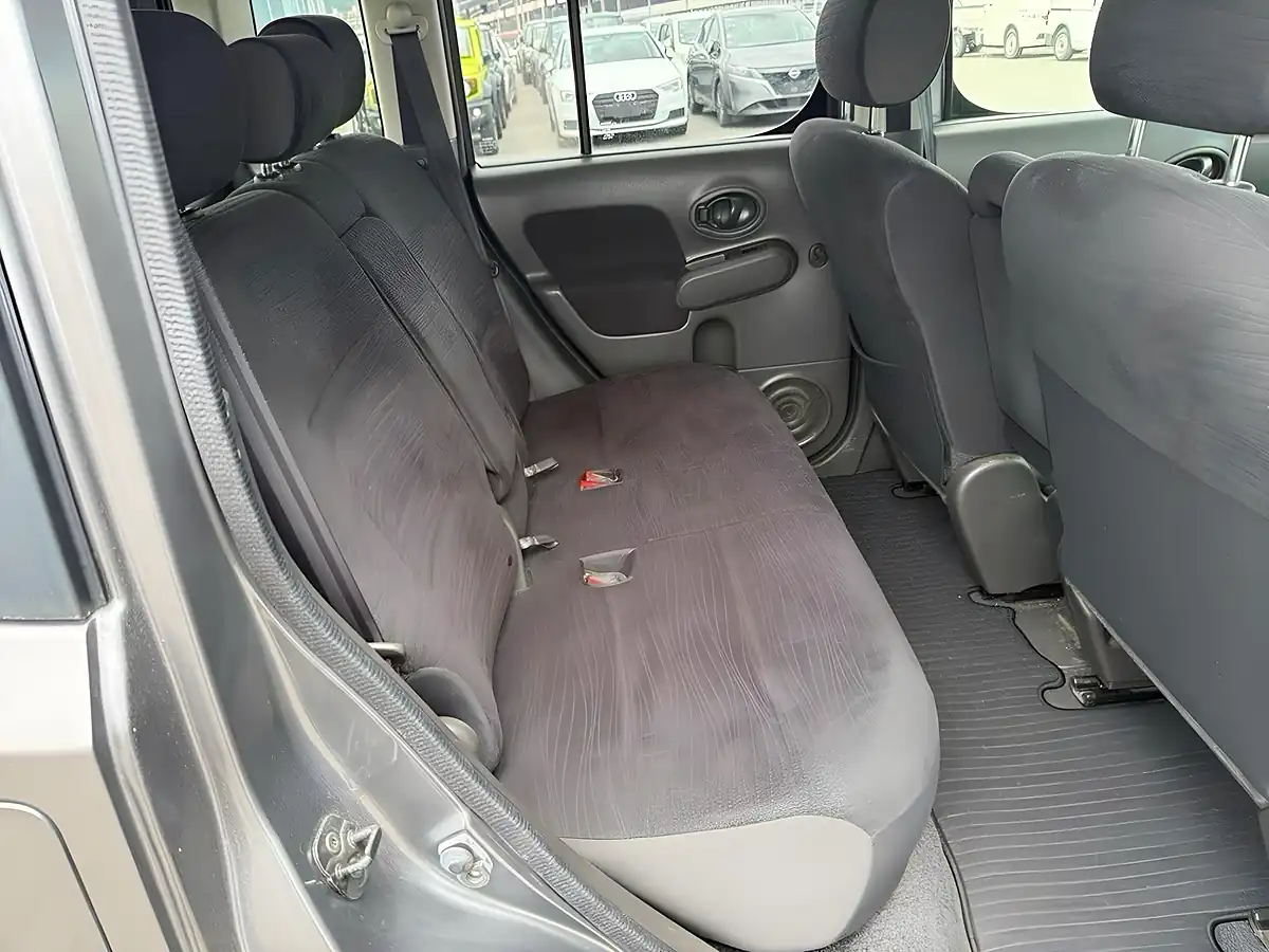 Used 2013 Nissan Cube 15X Grey - Interior and Exterior details 11
