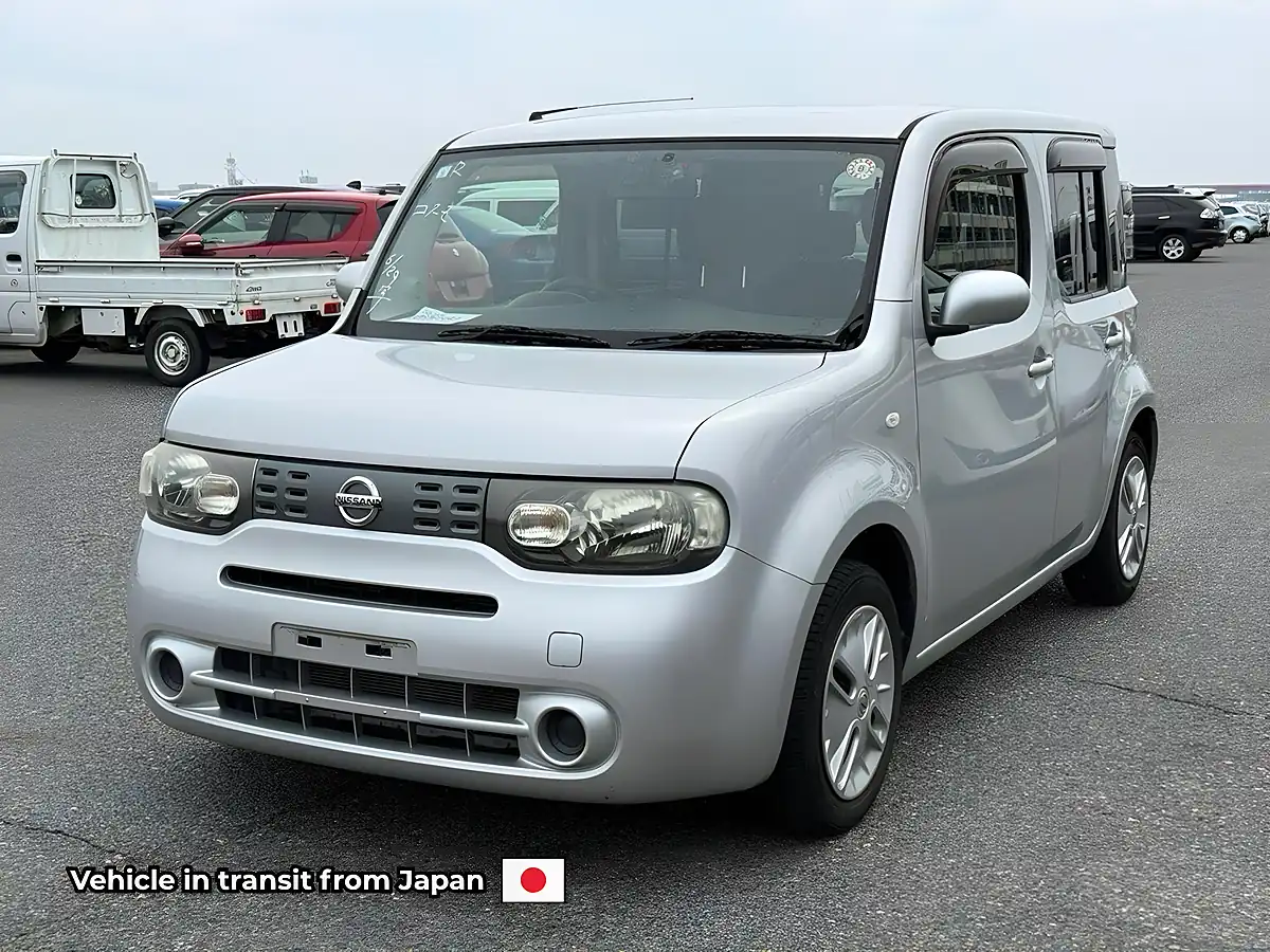 Used 2013 Nissan Cube 15X Silver - Front View