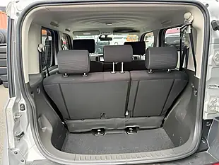 Used 2013 Nissan Cube 15X Silver - Interior and Exterior details 11