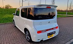 Used 2013 Nissan Cube White - Interior and Exterior details 4