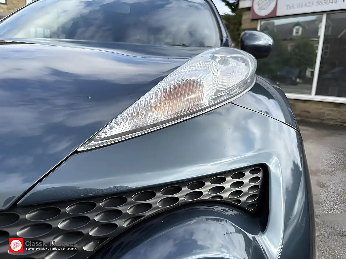 Used 2013 Nissan Juke Acenta Blue - Interior and Exterior details 11