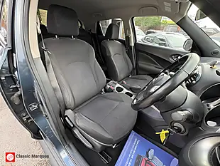 Used 2013 Nissan Juke Acenta Blue - Interior and Exterior details 13