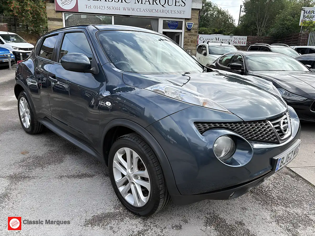 Used 2013 Nissan Juke Acenta Blue - Interior and Exterior details 6