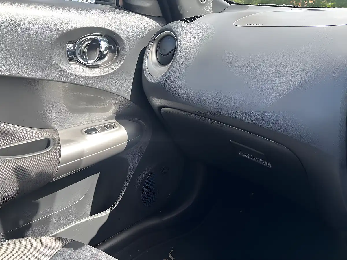 Used 2013 Nissan Juke Acenta Premium Black - Interior and Exterior details 11