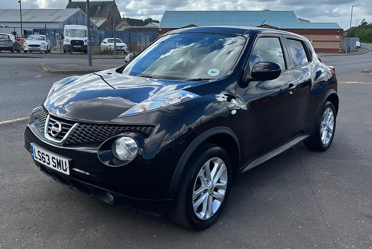 Used 2013 Nissan Juke Acenta Premium Black - Interior and Exterior details 2