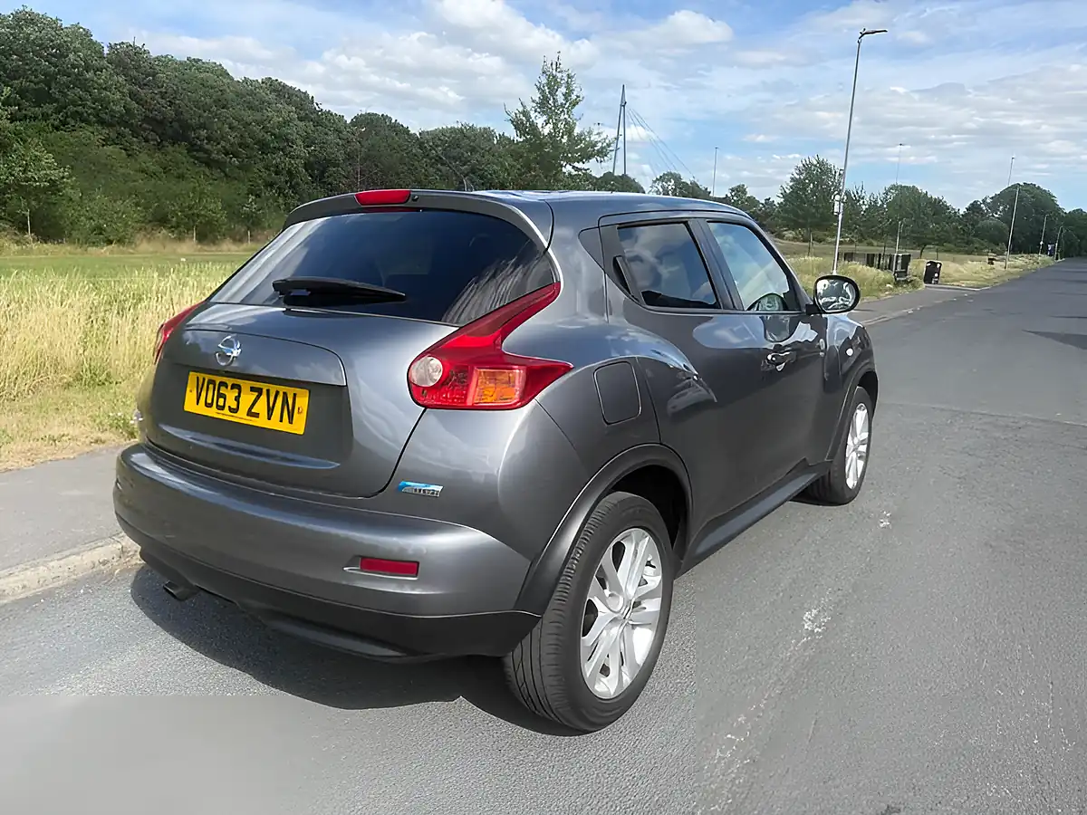 Used 2013 Nissan Juke Acenta Premium Grey - Interior and Exterior details 2