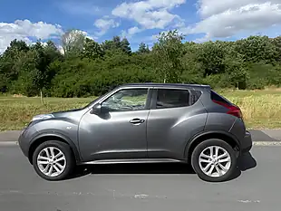 Used 2013 Nissan Juke Acenta Premium Grey - Interior and Exterior details 4