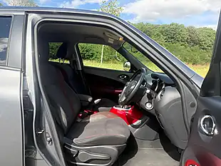 Used 2013 Nissan Juke Acenta Premium Grey - Interior and Exterior details 9