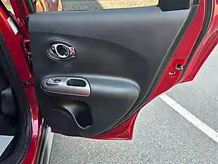 Used 2013 Nissan Juke Acenta Premium Red - Interior and Exterior details 12
