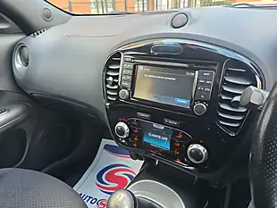 Used 2013 Nissan Juke Acenta Premium Red - Interior and Exterior details 15