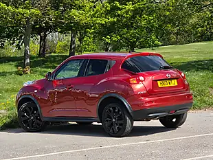 Used 2013 Nissan Juke Acenta Premium Red - Interior and Exterior details 5