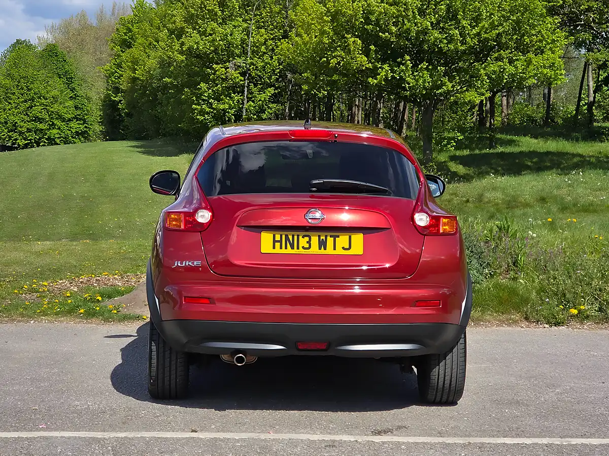 Used 2013 Nissan Juke Acenta Premium Red - Interior and Exterior details 6