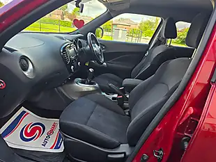 Used 2013 Nissan Juke Acenta Premium Red - Interior and Exterior details 9
