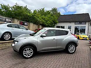 Used 2013 Nissan Juke Acenta Premium Silver - Interior and Exterior details 5