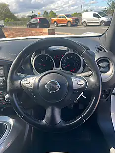 Used 2013 Nissan Juke Acenta White - Interior and Exterior details 10