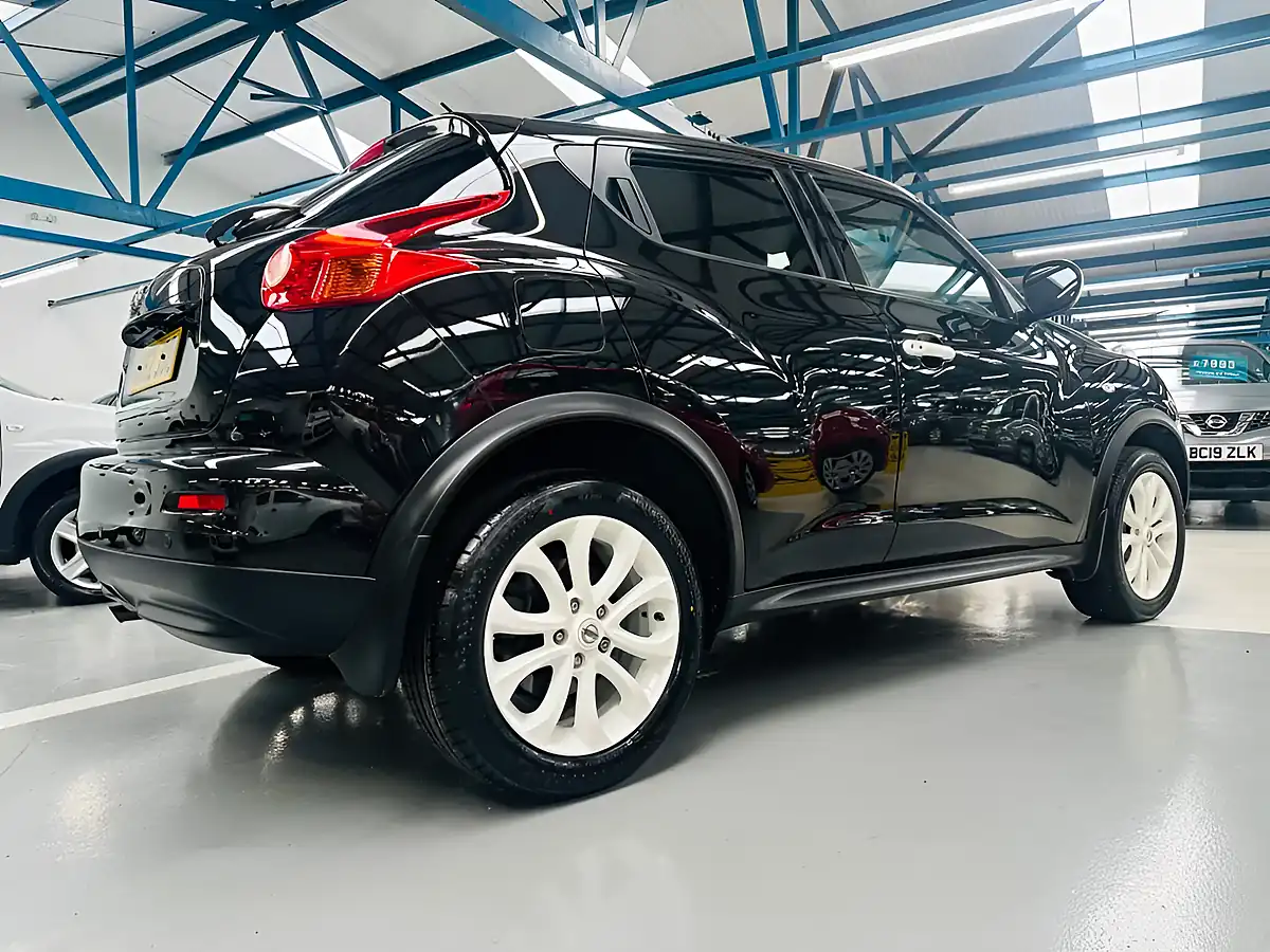 Used 2013 Nissan Juke Ministry of Sound Pearl Black - Interior and Exterior details 7