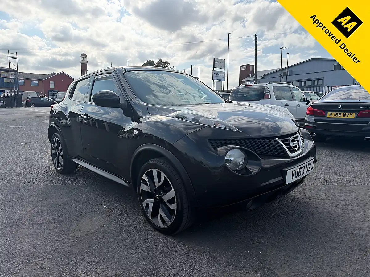 Used 2013 Nissan Juke N-Tec Black - Front View