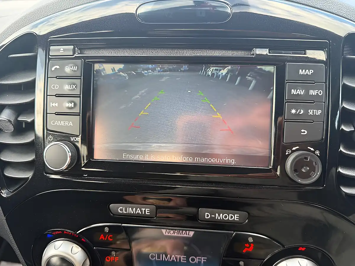 Used 2013 Nissan Juke N-Tec Black - Interior and Exterior details 12