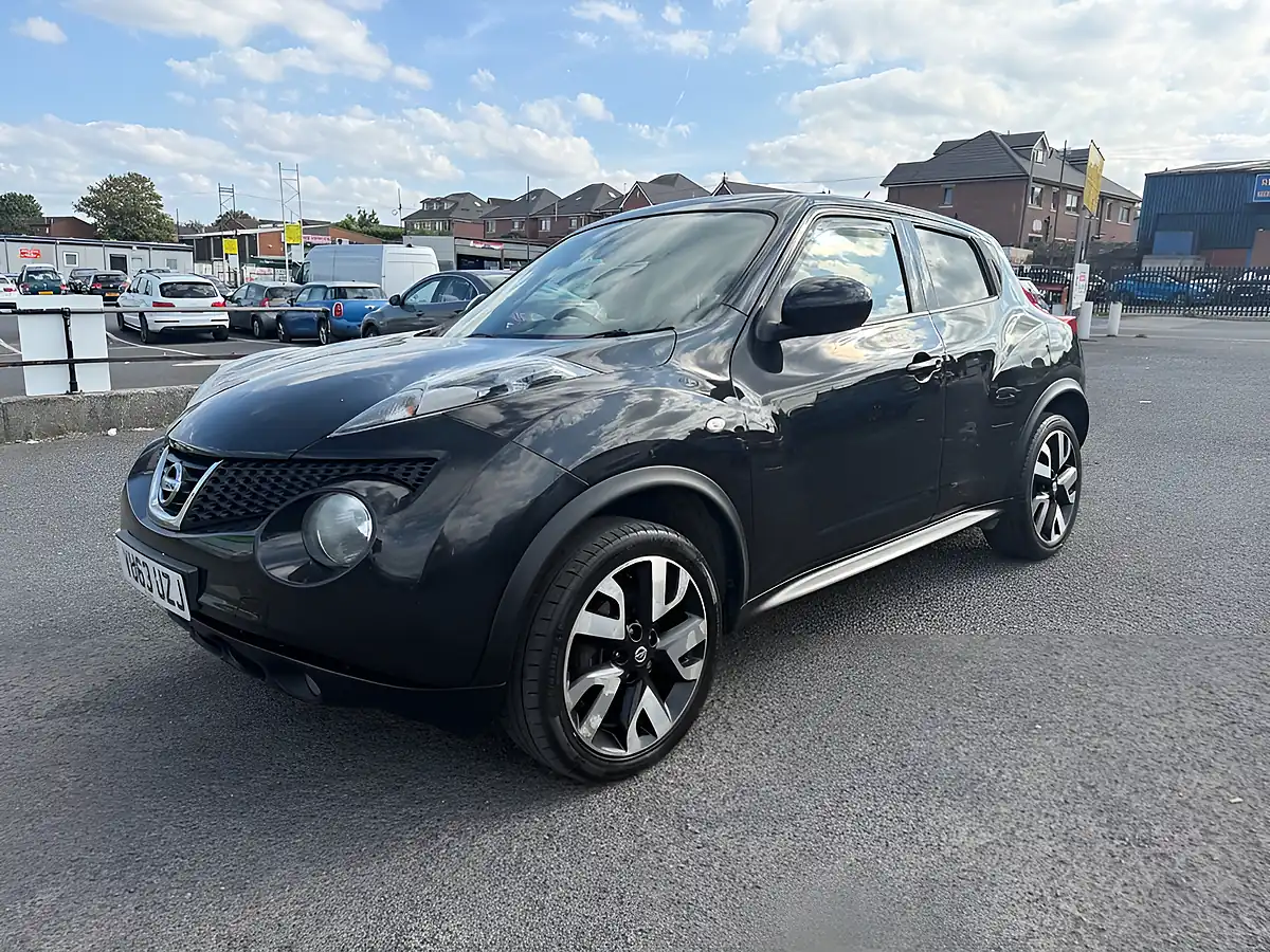 Used 2013 Nissan Juke N-Tec Black - Interior and Exterior details 20