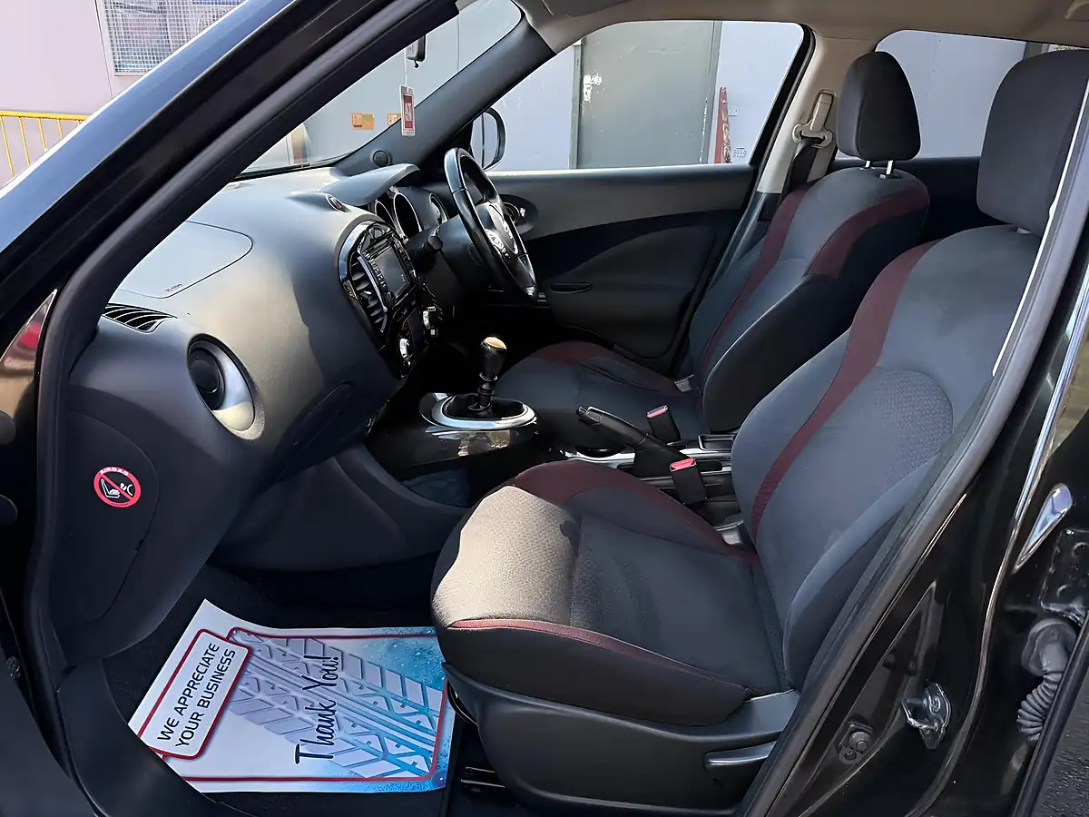 Used 2013 Nissan Juke N-Tec Black - Interior and Exterior details 11