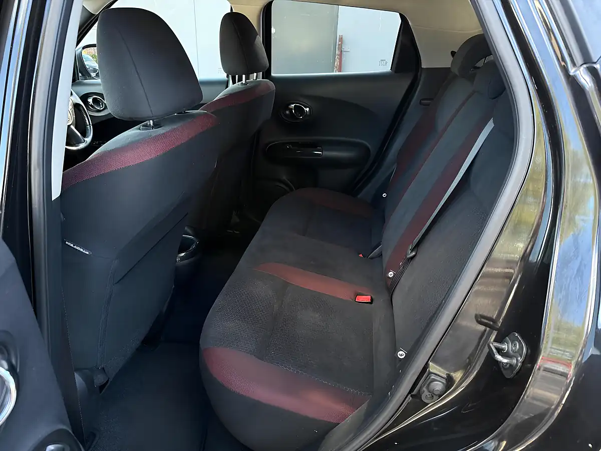 Used 2013 Nissan Juke N-Tec Black - Interior and Exterior details 12