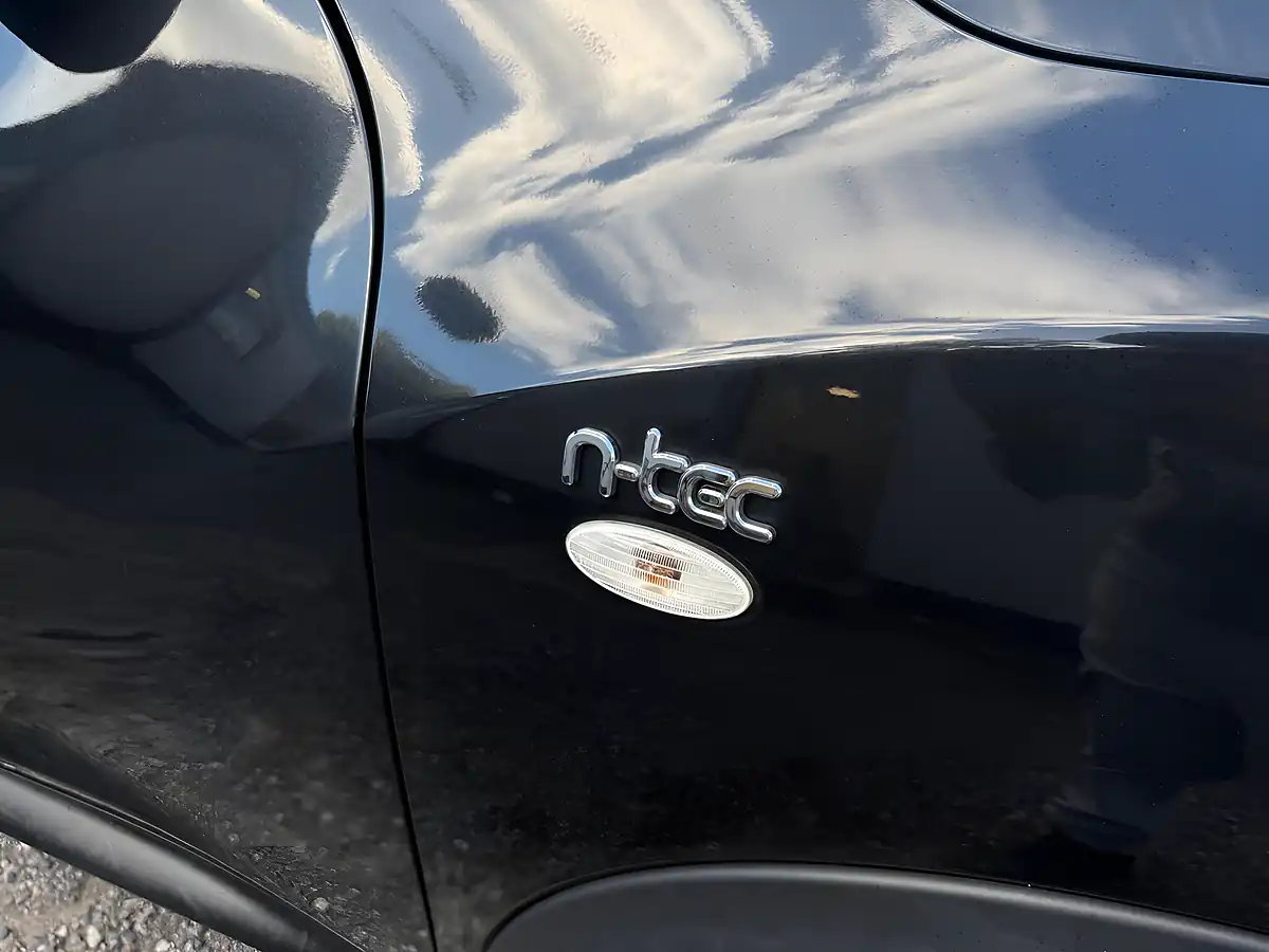 Used 2013 Nissan Juke N-Tec Black - Interior and Exterior details 18
