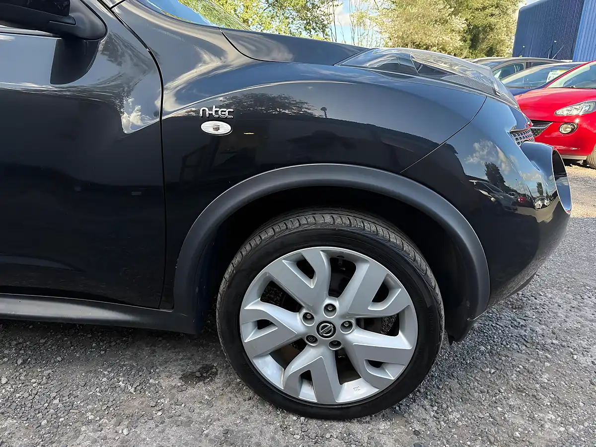 Used 2013 Nissan Juke N-Tec Black - Interior and Exterior details 19