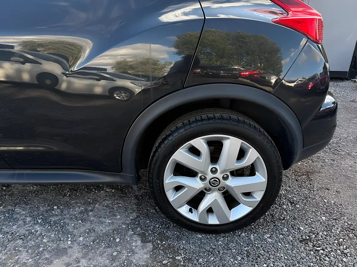 Used 2013 Nissan Juke N-Tec Black - Interior and Exterior details 20