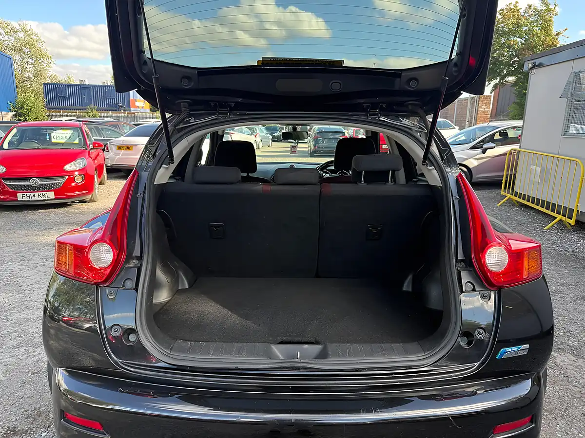 Used 2013 Nissan Juke N-Tec Black - Interior and Exterior details 7