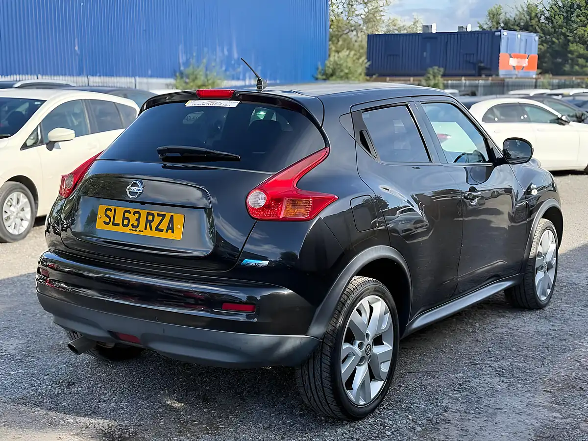 Used 2013 Nissan Juke N-Tec Black - Interior and Exterior details 8
