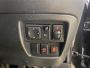 Used 2013 Nissan Juke N-Tec Black - Interior and Exterior details 12