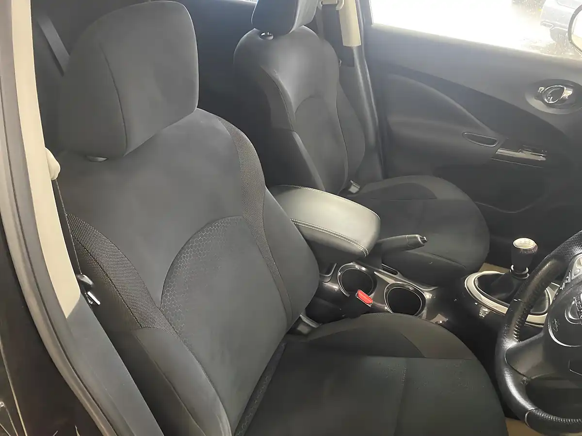 Used 2013 Nissan Juke N-Tec Black - Interior and Exterior details 19