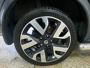 Used 2013 Nissan Juke N-Tec Black - Interior and Exterior details 8