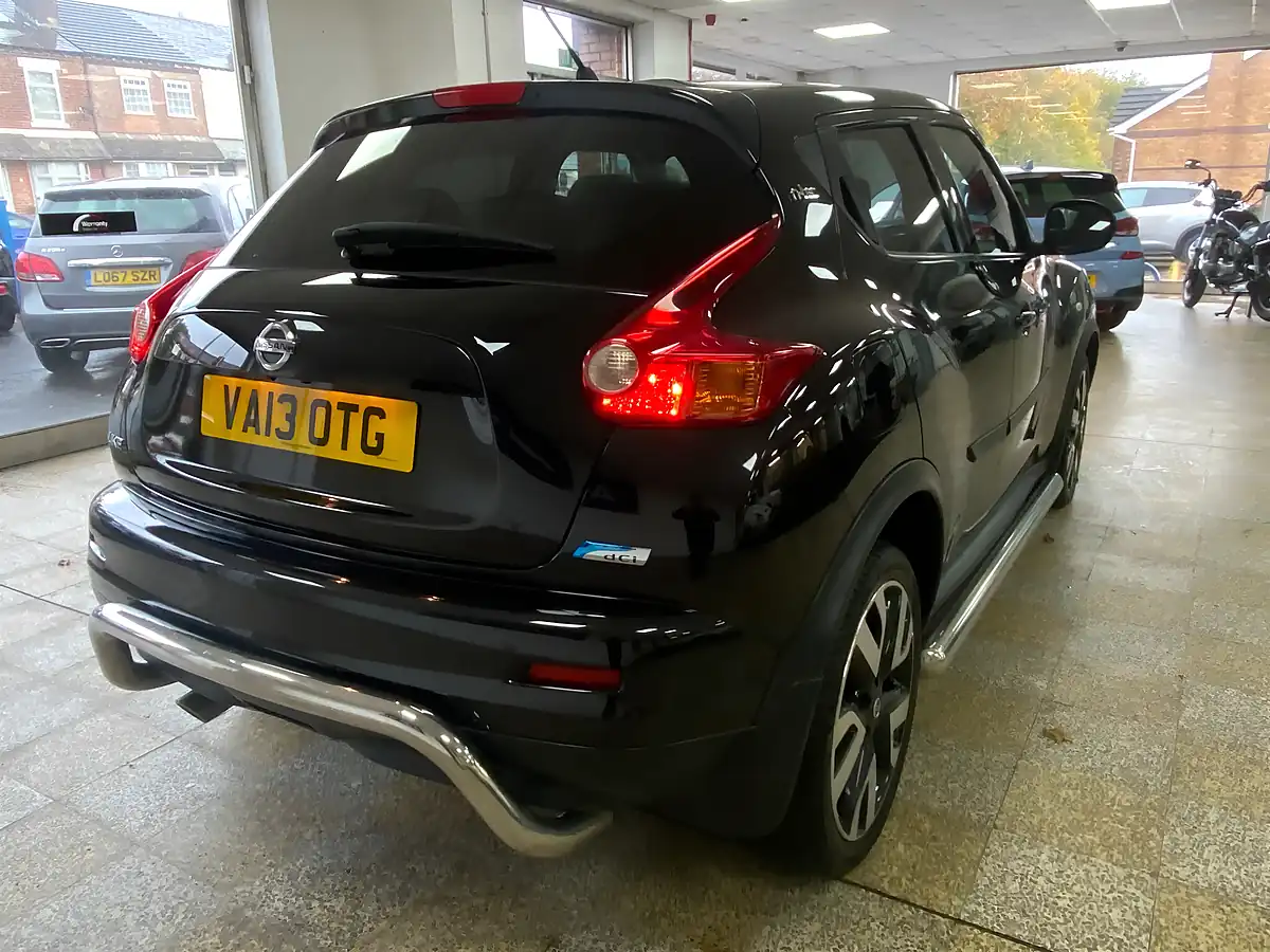 Used 2013 Nissan Juke N-Tec Black - Interior and Exterior details 9