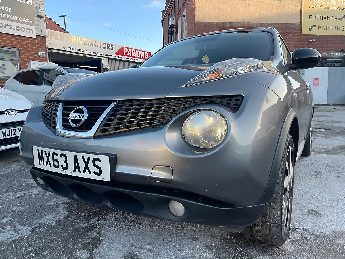 Used 2013 Nissan Juke N-Tec Grey - Interior and Exterior details 16