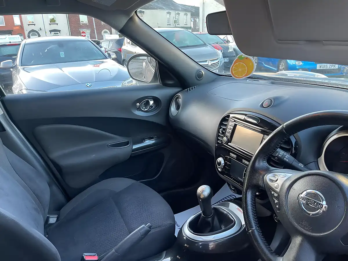 Used 2013 Nissan Juke N-Tec Grey - Interior and Exterior details 8